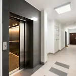 Metro Młynów Vibrant Apartamento *
