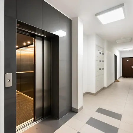 Metro Mlynow Vibrant By Bookinghost דירה *