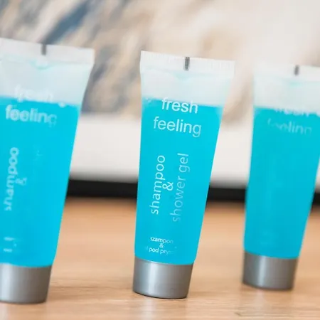 Metro Mlynow Vibrant By Bookinghost * ורשה