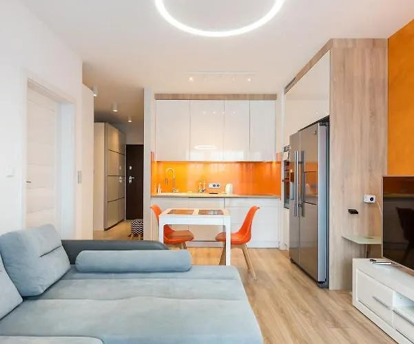 Lejlighed Metro Mlynow Vibrant By Bookinghost *