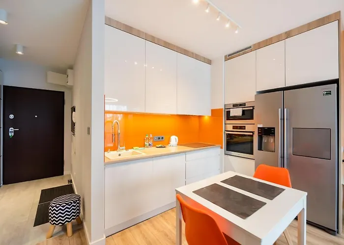 Metro Mlynow Vibrant By Bookinghost